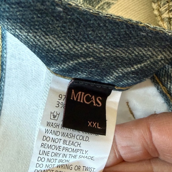 Micas Distressed Patchwork Women’s Jeans - Picture 6 of 8